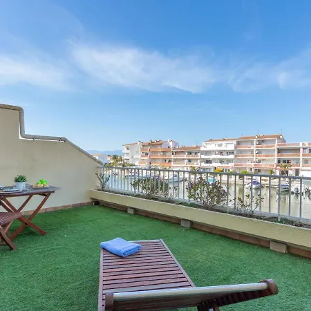 Port Emporda By Interhome